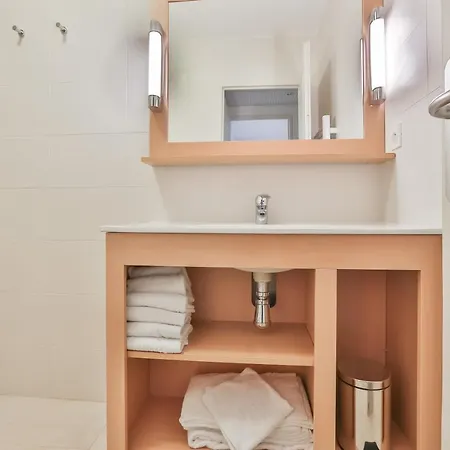 Pierre Et Amandine Отель 3*