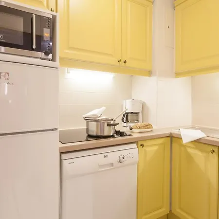 Pierre Et Amandine מלון 3*