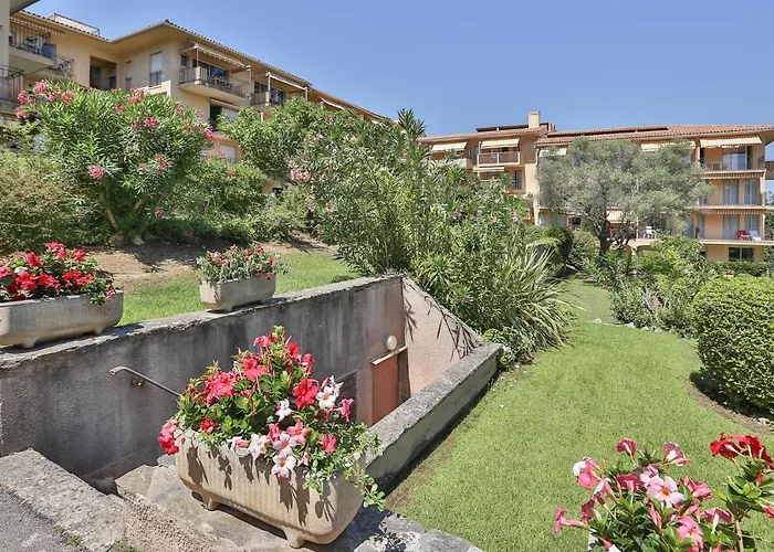 Готель Pierre Et Amandine