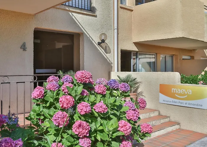 Готель Pierre Et Amandine 3*